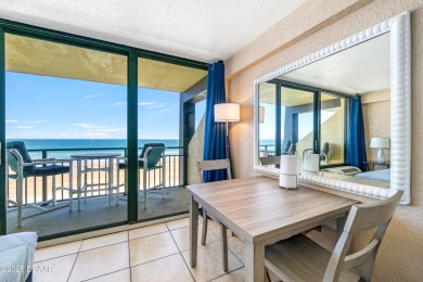 Oceanfront Perfection at the Iconic Hawaiian Inn Beach Resort