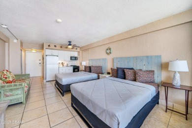 Oceanfront Perfection at the Iconic Hawaiian Inn Beach Resort