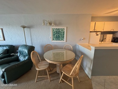 **Studio Condo in Daytona Beach Shores - Perfect Investment or