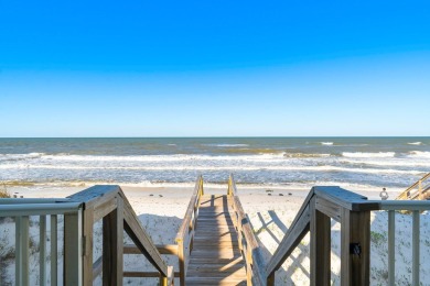 HIGHLIGHTS:  Beachfront beauty  Gorgeous Gulf views  3 levels