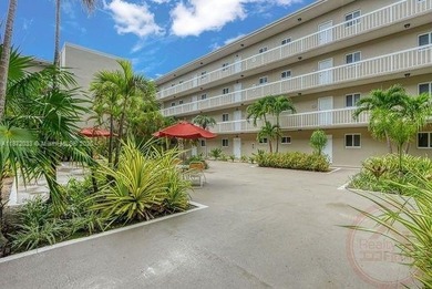 1/1 First Floor bright spacious unit in desirable community of