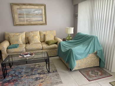 SPECIAL PRICE A great 2 bedrooms 1 1/2 bathrooms with a serene