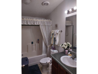 Amazing 180 degree views from this hilltop retreat! Privacy is