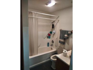 Amazing 180 degree views from this hilltop retreat! Privacy is