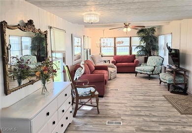 You get TWO BEDROOM capability for a 1-Bedroom price! This