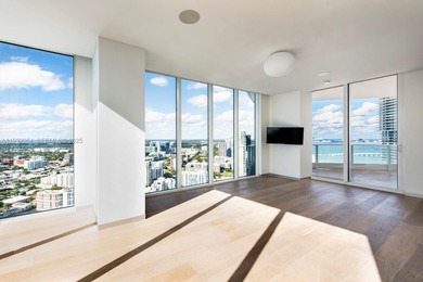 Palatial 4,495 square foot 4 Bed / 4.5 Bath penthouse at