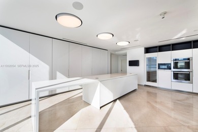 Palatial 4,495 square foot 4 Bed / 4.5 Bath penthouse at