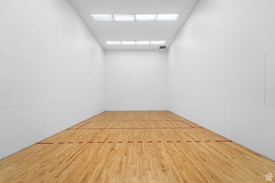 Stunning downtown living! Completely renovated 1-bed, 1.5-bath