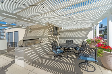 Stunning downtown living! Completely renovated 1-bed, 1.5-bath