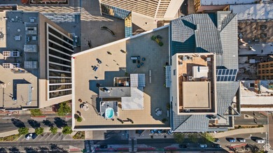 Stunning downtown living! Completely renovated 1-bed, 1.5-bath