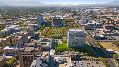 Stunning downtown living! Completely renovated 1-bed, 1.5-bath