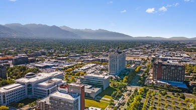 Stunning downtown living! Completely renovated 1-bed, 1.5-bath