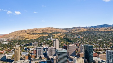 Stunning downtown living! Completely renovated 1-bed, 1.5-bath