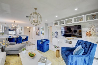 Welcome to Hunters Run Country Club! This spacious 2-bedroom