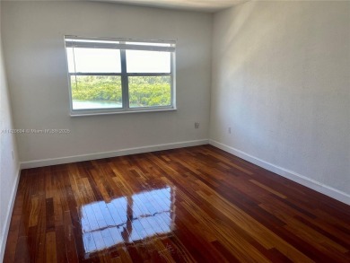 Huge reduction in price! Property is currently rented. Please