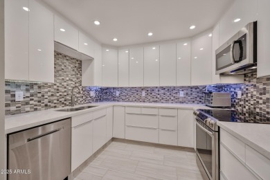 Beautifully Remodeled Courtyard facing on the second floor in