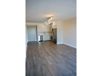 Beautiful property located in design district, minutes away from