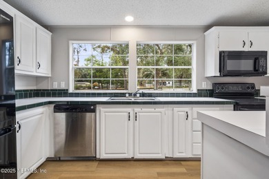 Country living in a quiet tucked away neighborhood, minutes to