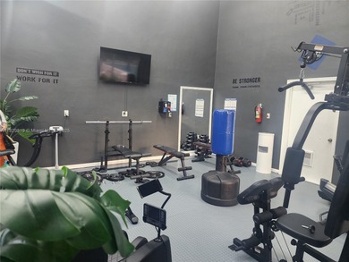 Cozy first floor apartment, everything easy, load or unload, no