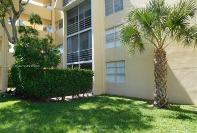Spacious 2 bedroom, 2 bath condo offering, 1,192 sq ft