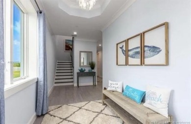 Discover an OCEANFRONT PARADISE ON S. Hutchison Island - 3