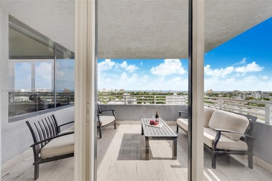 Wake up to breathtaking ocean, Biscayne Bay, and Miami skyline