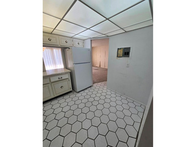 Prime location condo with endless potential!
Spacious and