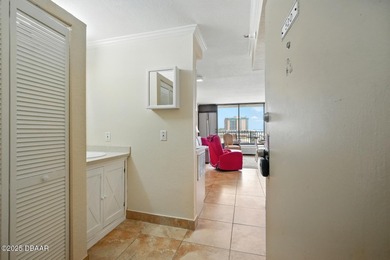 This ocean-view studio condotel is located in Daytona Beach