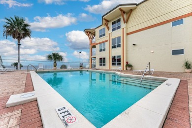 PRICE CORRECTION, SELLERS READY TO SELL!!  BEAUTIFUL SUMMERHOUSE