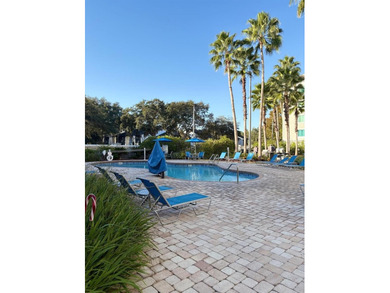 Welcome to this beautifully maintained one-bedroom suite located