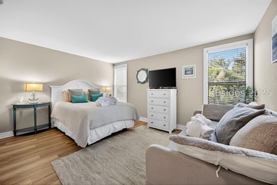 Beautifully renovated 2-bedroom, 2-bath condo in desirable South