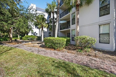 Beautifully renovated 2-bedroom, 2-bath condo in desirable South