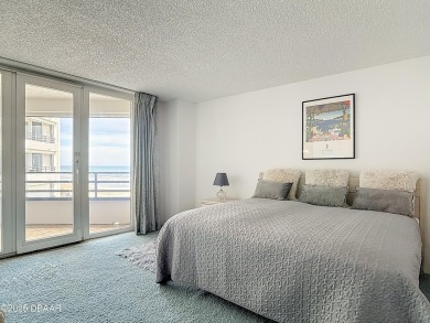 DIRECT OCEANFRONT  - Enjoy your waterfront lifestyle in this