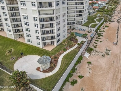 DIRECT OCEANFRONT  - Enjoy your waterfront lifestyle in this