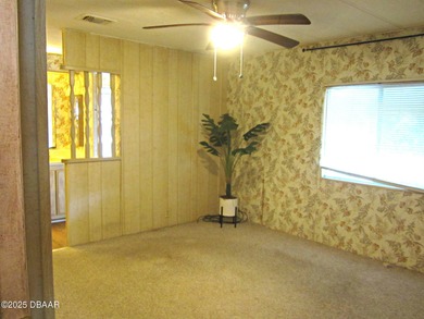 Well-priced home in desireable Laurelwood Estates - A charming