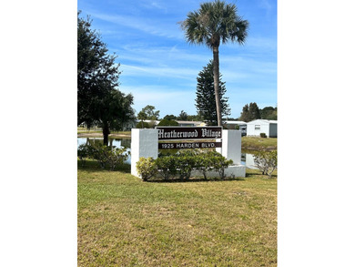 CHARMING 2BR/2BA HOME IN ACTIVE 55+ COMMUNITY!! Well-maintained