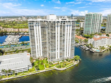 Rare Double-Unit at Turnberry Isle with 270? Water Views
Unique