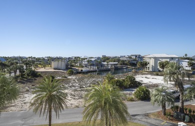 LOWEST PRICED DOLPHIN POINT CONDO BY A WHOPPING $40,000! That is