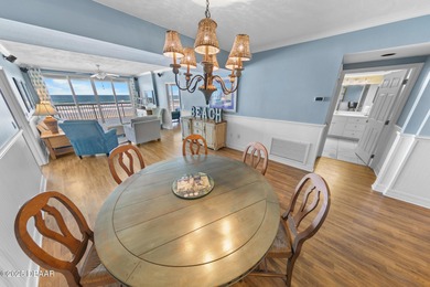 AWESOME DIRECT OCEANFRONT 3 BR / 3 BA LUXURIOUS CONDO LOCATED AT