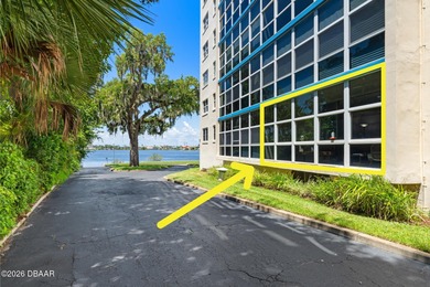 This PENDLETON CLUB ground floor condo unit boasts a