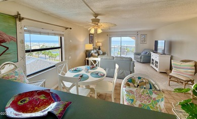 Amazing Ocean Views from your private, 2 bedroom 2 bathroom end