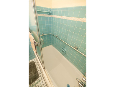 Furnished Large 1BD / 1BA in Mar-Len Gardens - 55+
Spacious