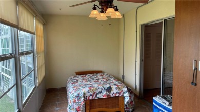 Bring offers! A perfect unit, the perfect location, for YOUR