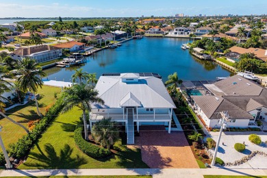 Stunning Waterfront Retreat - Fully Renovated Bayview Water