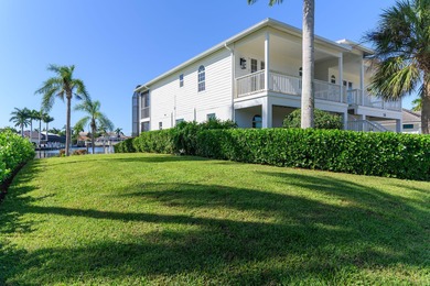 Stunning Waterfront Retreat - Fully Renovated Bayview Water