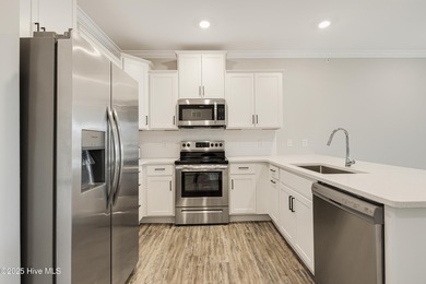 Welcome to your place at the beach!! This ''Super 2'' unit is in