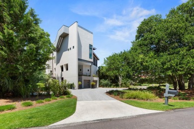 Architecturally Designed Modern Masterpiece with Panoramic Ocean