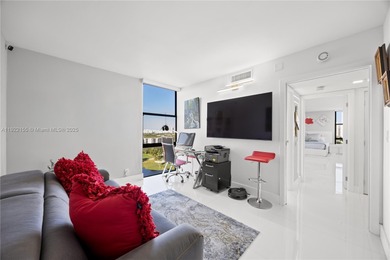 Gorgeously renovated and tastefully designed 2/2 corner