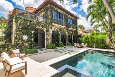 This Italianate 3 bedroom, 3.5 bath townhome offers over 4,100