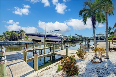 Welcome to your beautiful GULF ACCESS home with Private GUEST